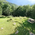 Ferienhaus Views - Hut In The Forest *